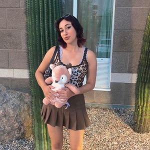 Meet your Posher, Reagan